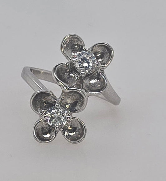 STERLING SILVER DOUBLE FLOWER WITH 4MM ROUND CUBIC ZIRCONIA CENTER RING FINGER SIZE N.