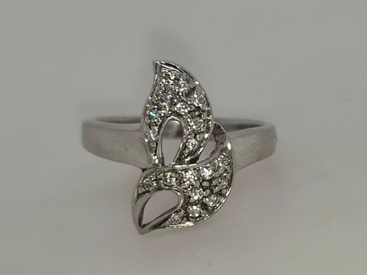 STERLING SILVER FANCY LEAF DESIGN CUBIC ZIRCONA RING.