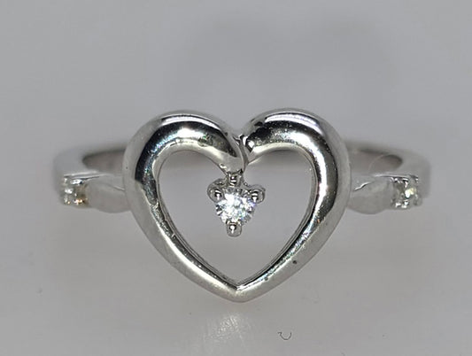 STERLING SILVER 10MM OPEN HEART RINGNTER.
