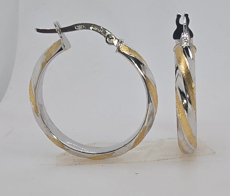 18CT TWO TONE TWIST HOOP EARRINGS