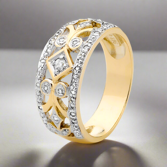 9CT YELLOW GOLD DIAMOND RING