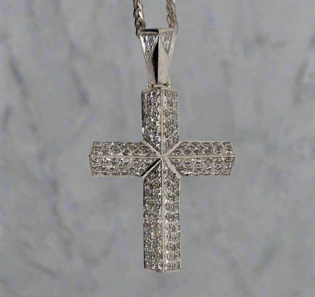 18CT WHITE GOLD DIAMOND CROSS