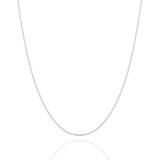 18CT WHITE GOLD ITALIAN 45CM X 0.80MM BOX CHAIN 2.6GRAMS.