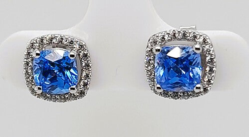 ELLANI STERLING SILVER BLUE CUBIC ZIRCONIA CUSHION CUT STUD EARRINGS. E388FB