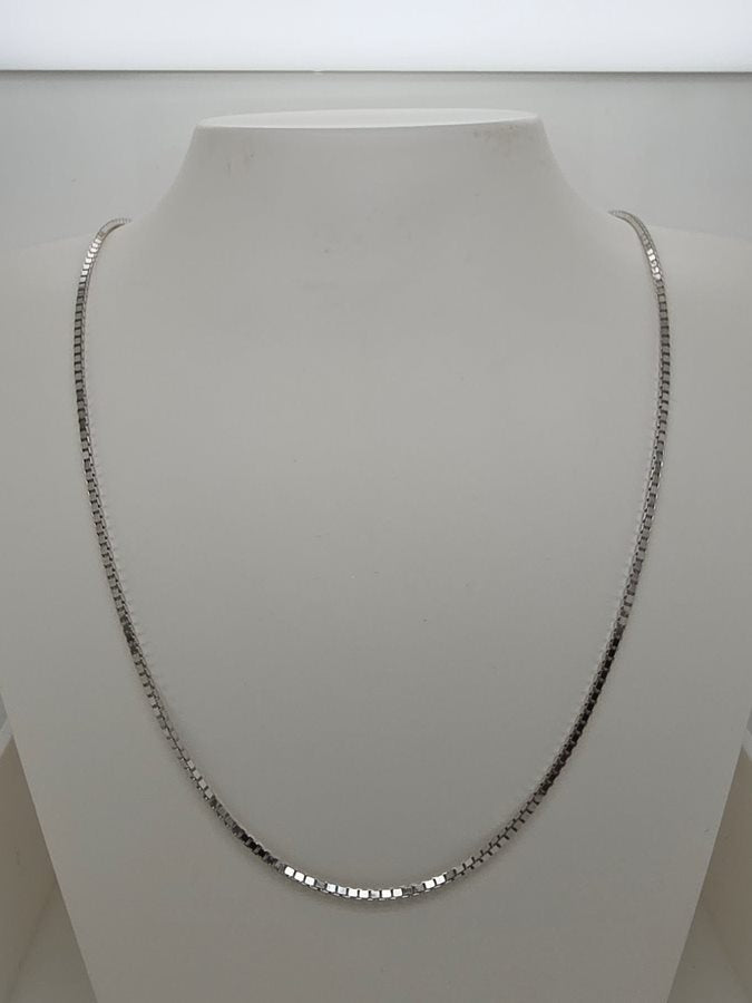 18CT WHITE GOLD ITALIAN IMPORTED 50CM BOX CHAIN