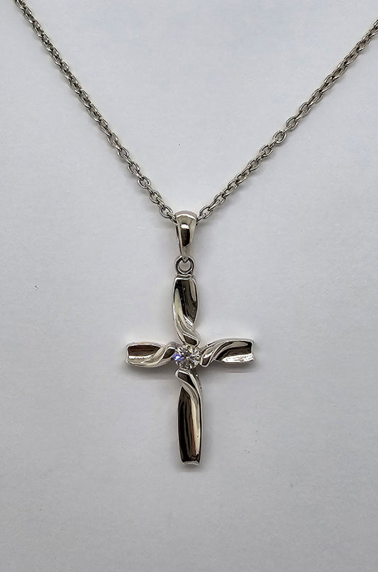 18CT WHITE GOLD DIAMOND CROSS.