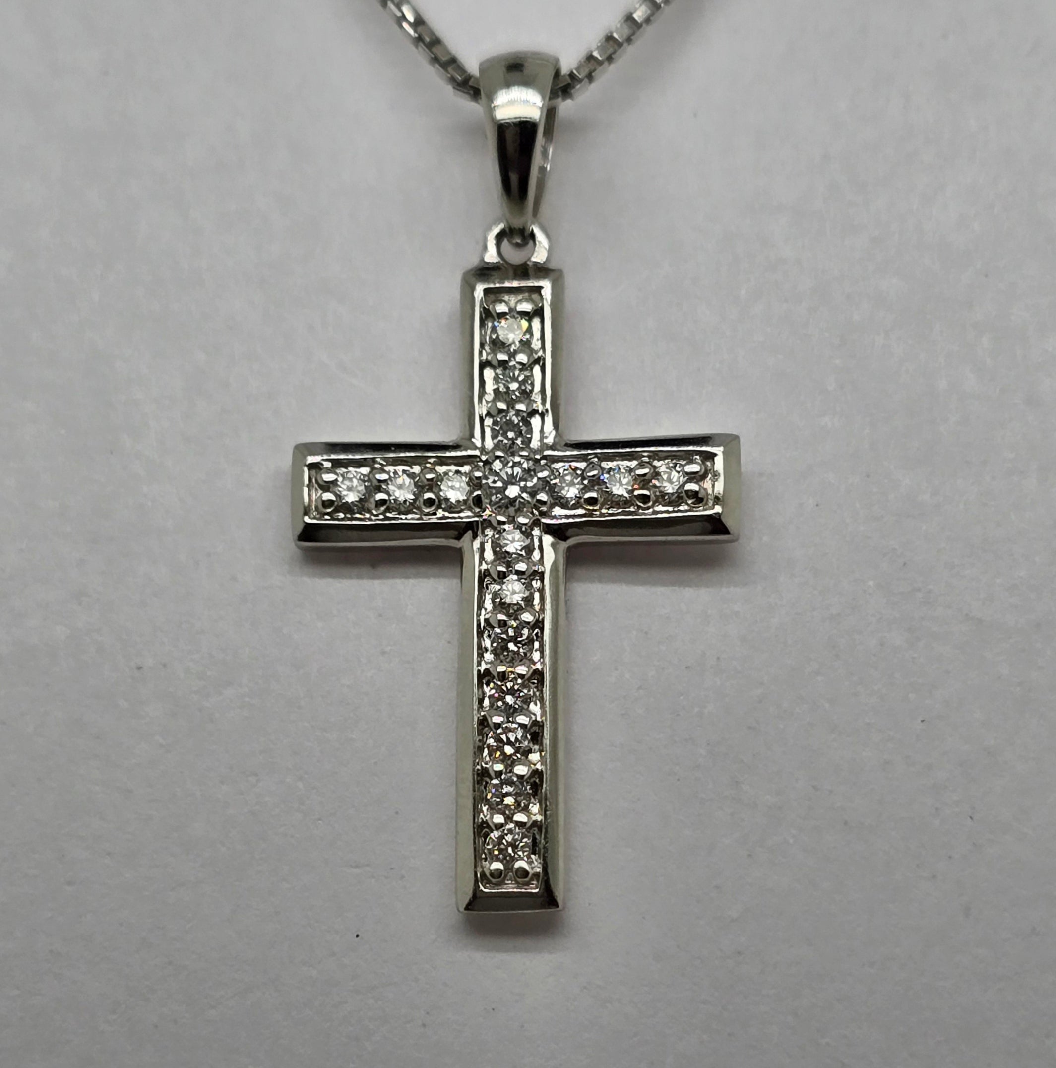 18CT WHITE GOLD GRAIN SET DIAMOND CROSS – ALDO Jewellers