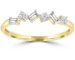 9CT YELLOW GOLD FANCY DIAMOND RING.