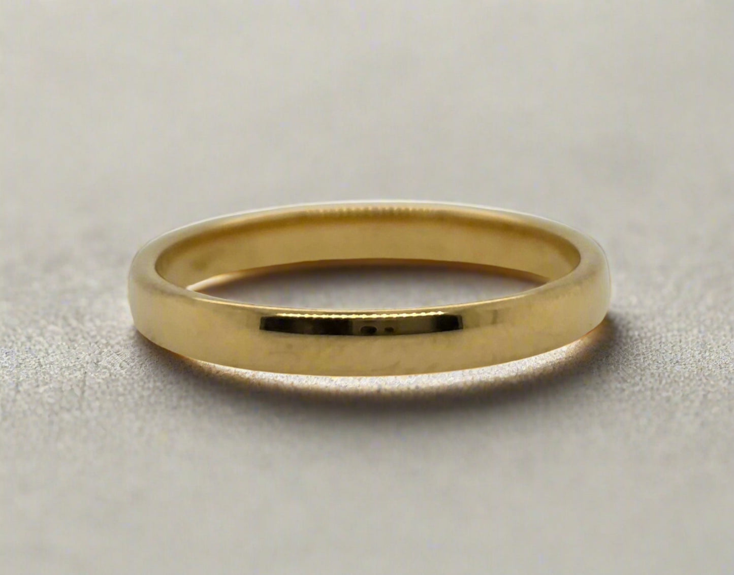 18CT YELLOW GOLD WEDDING RING