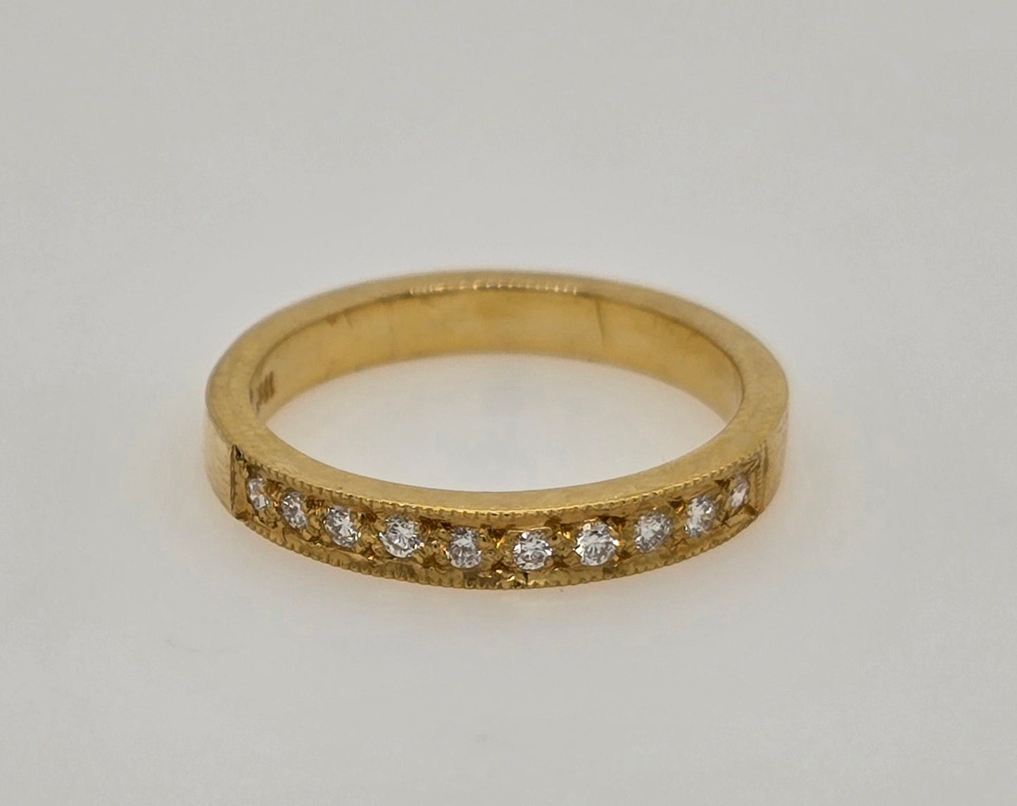 18CT YELLOW GOLD DIAMOND GRAIN SET RING