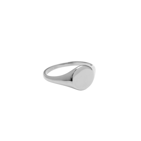 VON TRESKOW STERLING SILVER 9MM SIGNET RING.