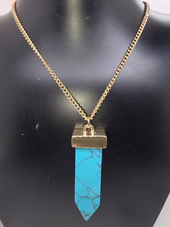 ALLURE GOLD PLATED TURQUOISE COLOUR PENDANT NECKALCE