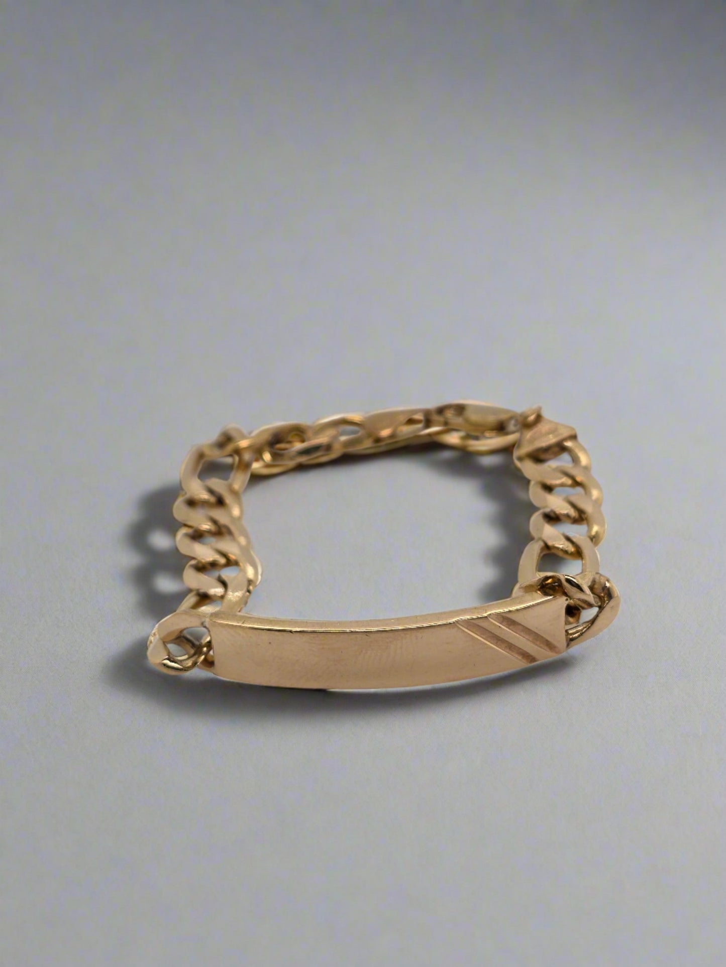 9CT YELLOW GOLD SOLID 3 X 1 FIGARO 21CM 30GRAMS ID BRACELET.