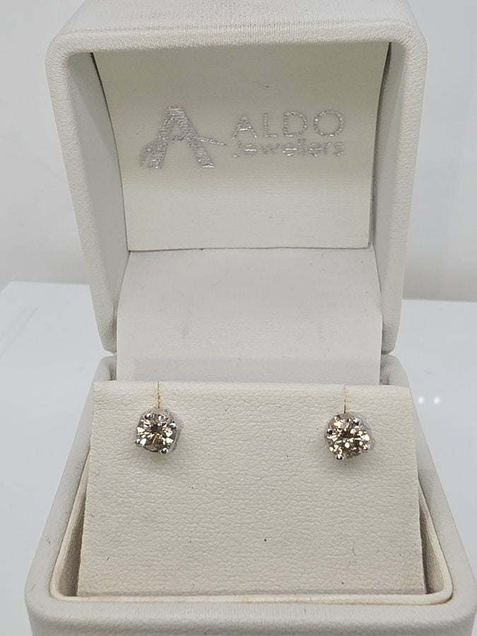 18CT WHITE GOLD DIAMOND STUDS