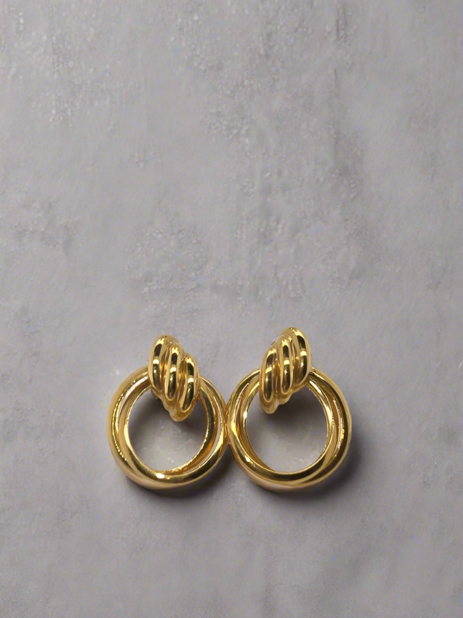 18CT YELLOW GOLD FANCY STUD EARRINGS