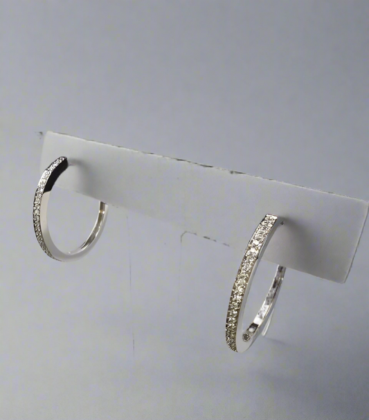 18CT WHITE GOLD DIAMOND EARRINGS