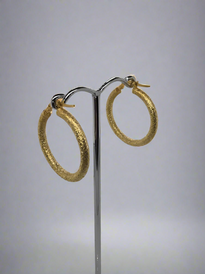 18CT YELLOW GOLD IMPORTED FANCY HOOP EARRINGS