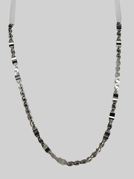 9CT WHITE GOLD NECKLACE