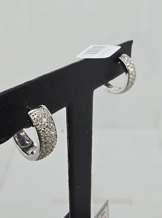 18CT WHITE GOLD DIAMOND HUGGIE EARRINGS