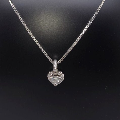 18CT WHITE GOLD HEART DIAMOND PENDANT