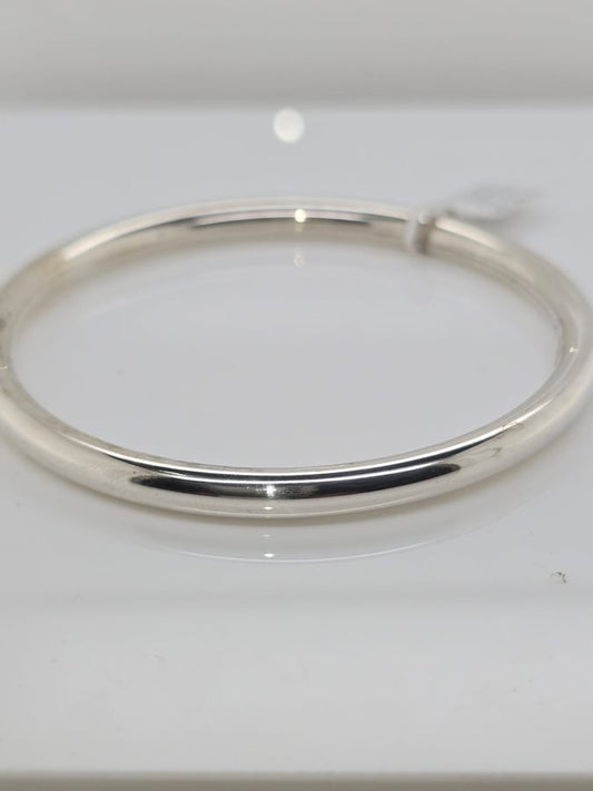 STERLING SILVER HOLLOW BANGLE