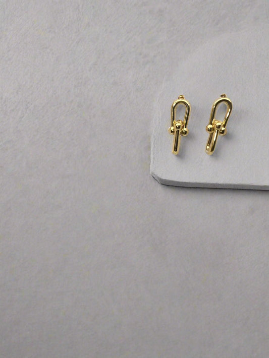 9CT YELLOW GOLD IMPORTED FANCY DROP STUD EARRINGS