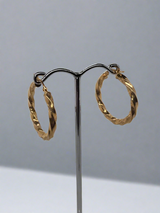 9CT YELLOW GOLD TWIST HOOP EARRINGS.