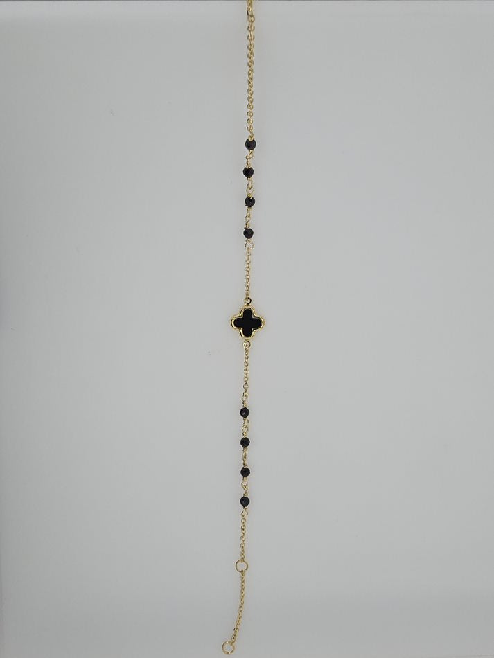 9CT YELLOW GOLD 16-19CM IMPORTED ONYX CLOVER AND BEAD BRACELET.