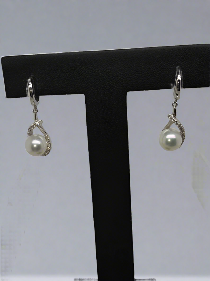 18CT WHITE GOLD SOUTH SEA PEARL & DIAMOND EARRINGS