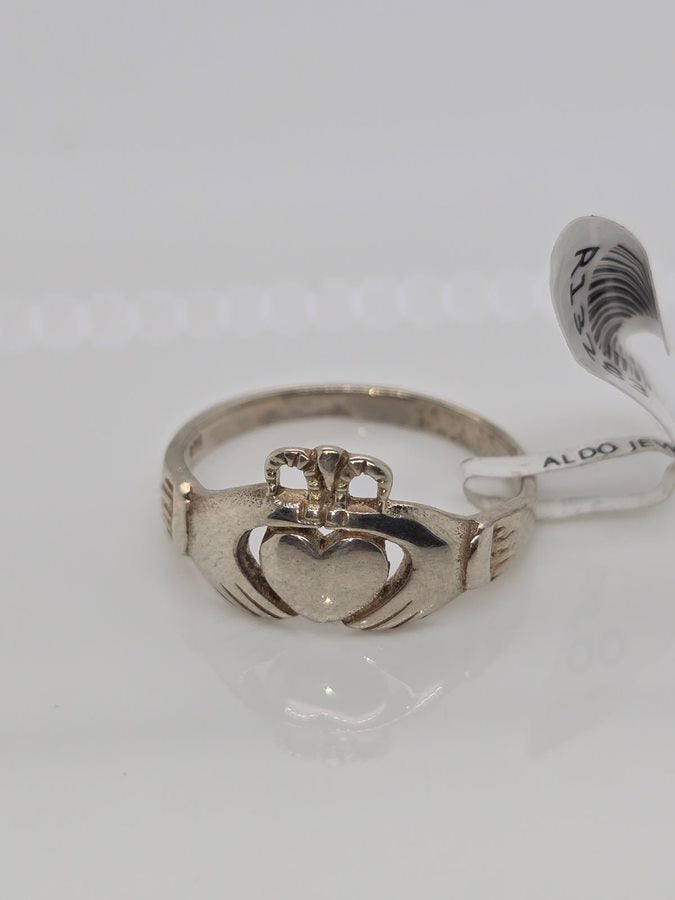 STERLING SILVER CLADDAGH RING