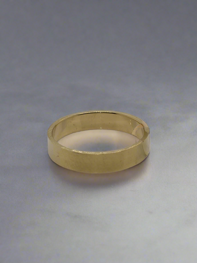 18CT YELLOW GOLD 4 X 1MM FLAT PROFILE RING